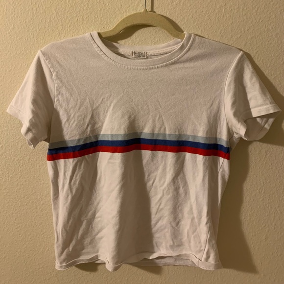Brandy Melville Short Sleeve Top - Picture 2 of 4